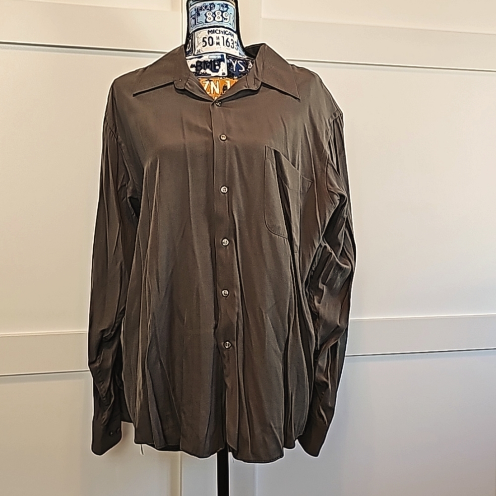 Arrow men's XL 34/35 button-up dress shirt